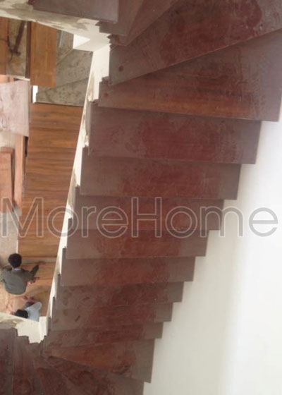  Thi công mặt bậc cầu thang gỗ tự nhiên Lim Nam Phi