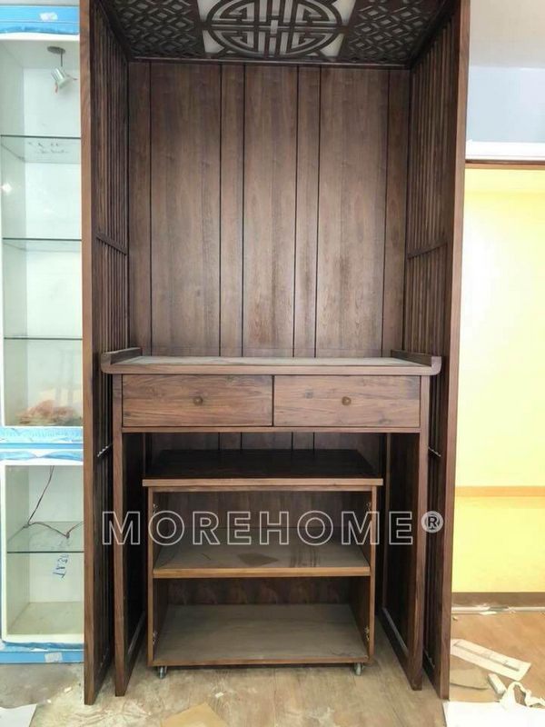 20 Hình thiết kế căn hộ có bàn thờ gỗ tự nhiên sang trọng chuẩn phong thủy